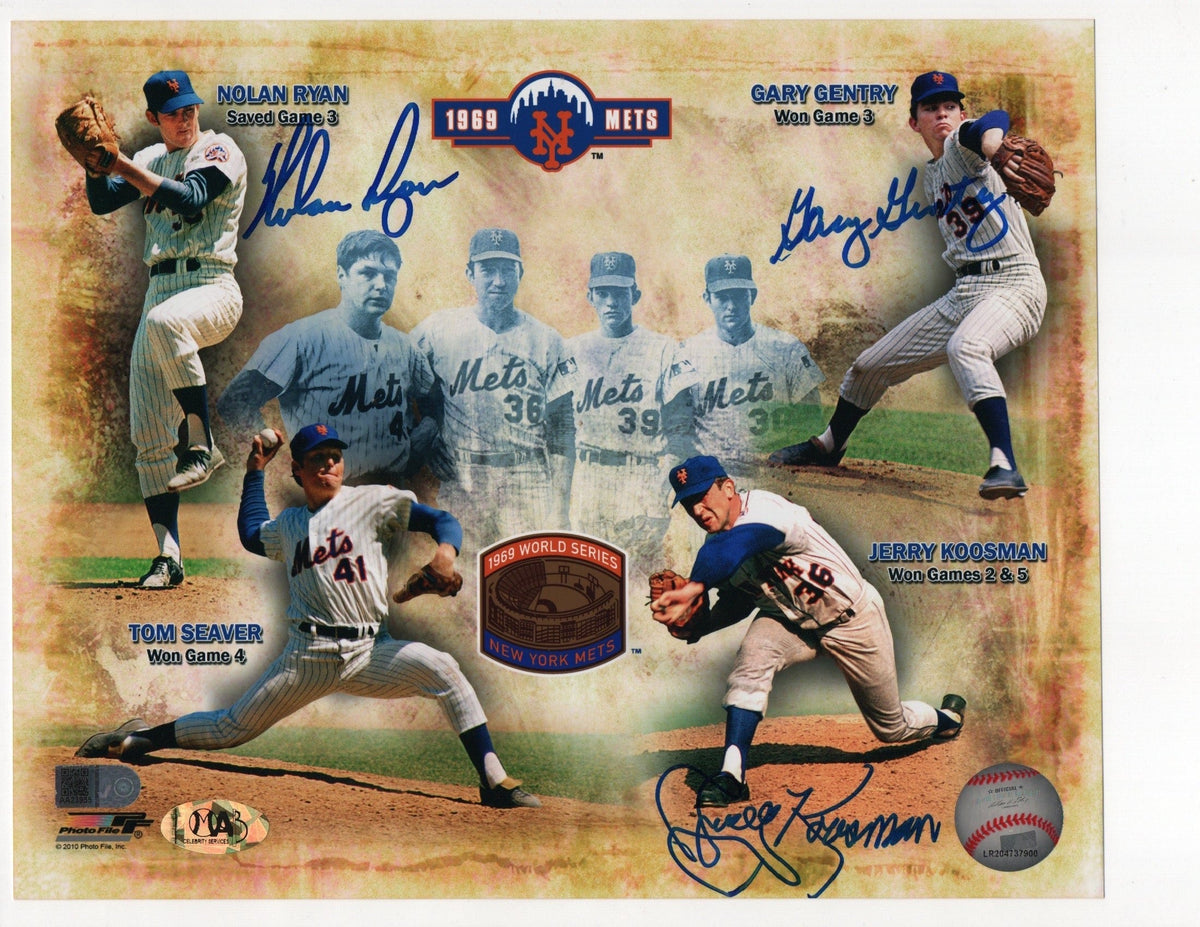 Nolan Ryan, Jerry Koosman and Gary Gentry Signed 8x10 Photo (AIV AA23955)