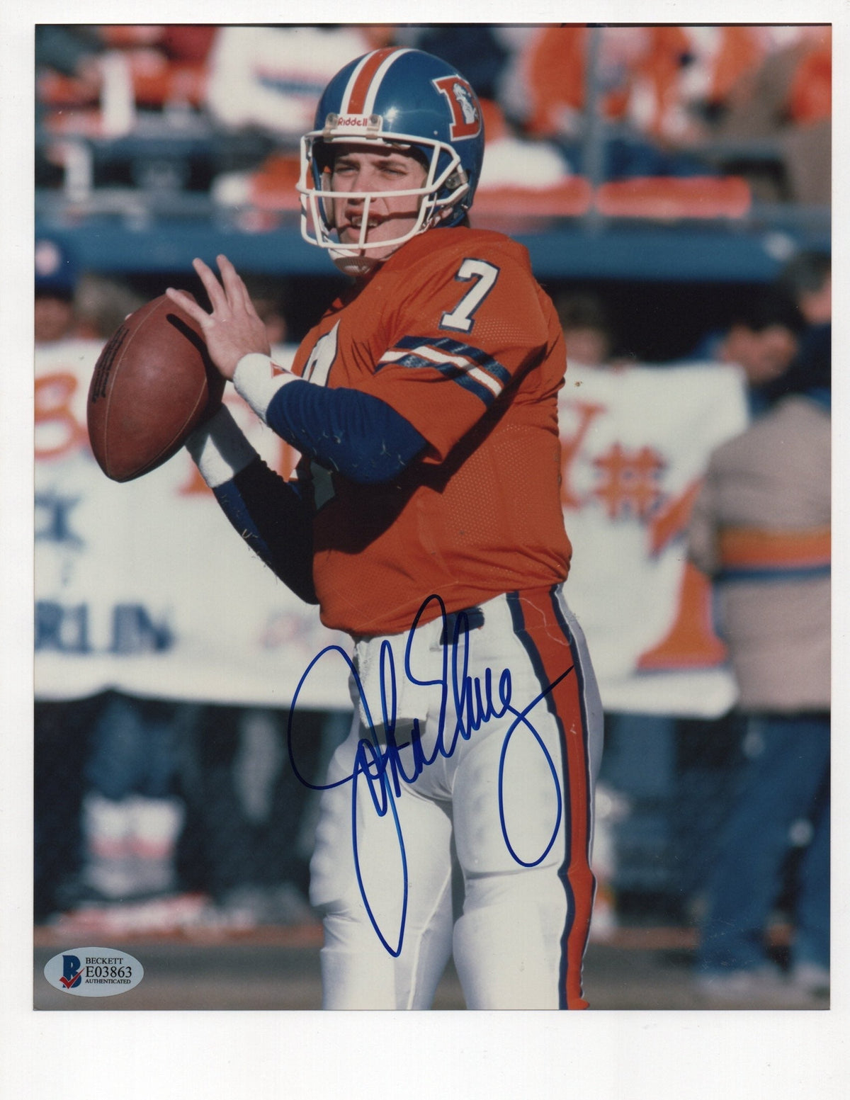 John Elway Signed 8x10 Photo (Beckett E03863)