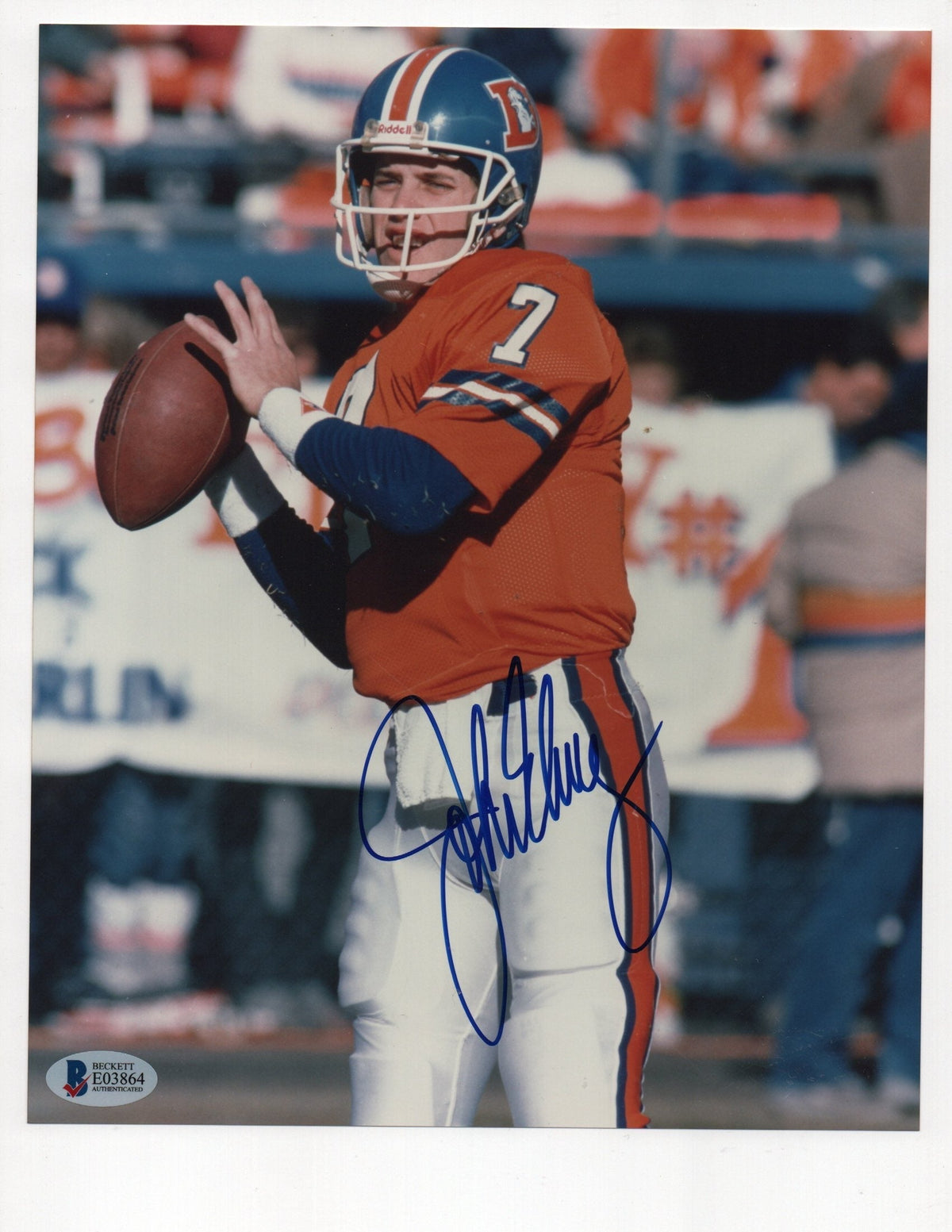 John Elway Signed 8x10 Photo (Beckett E03864)