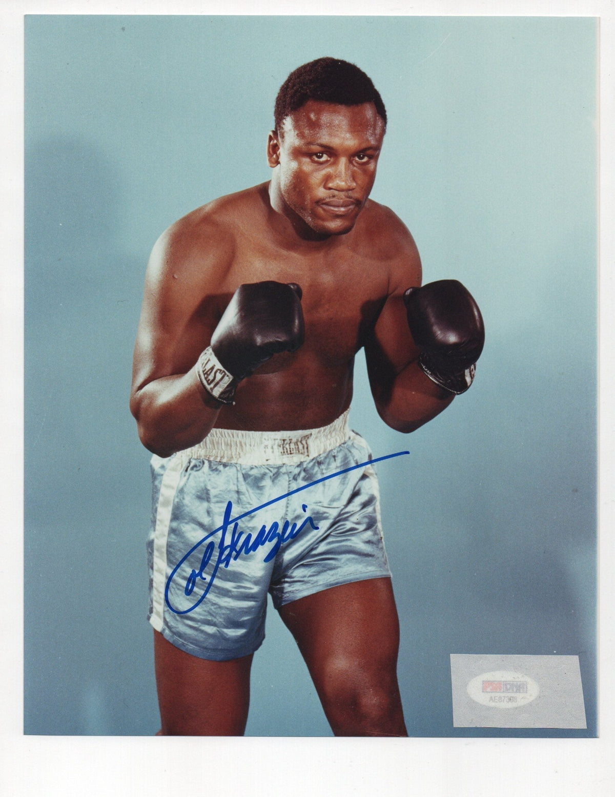 Joe Frazier Signed 8x10 Photo (PSA AE87308)