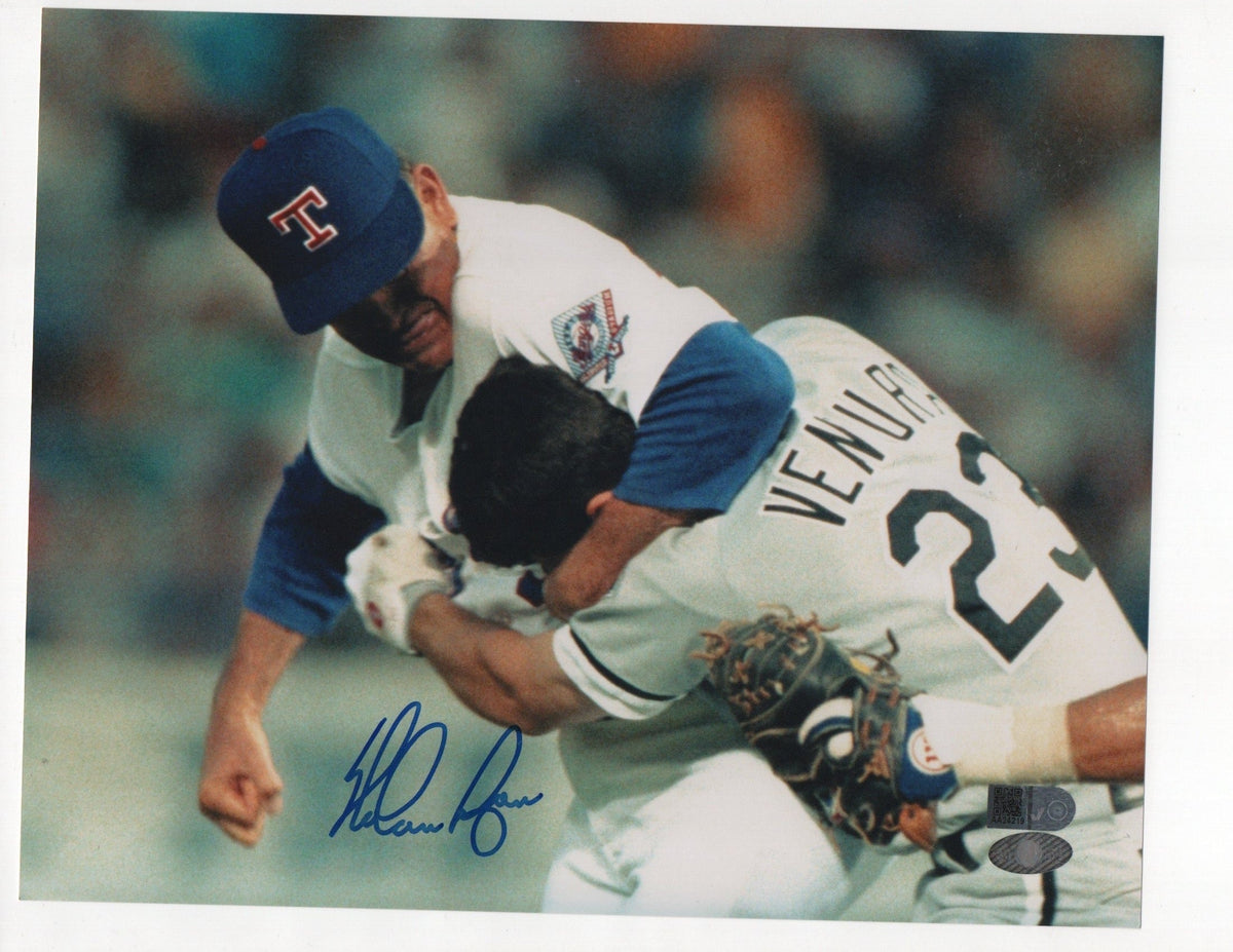 Nolan Ryan Signed 8x10 Photo (AIV AA24219)
