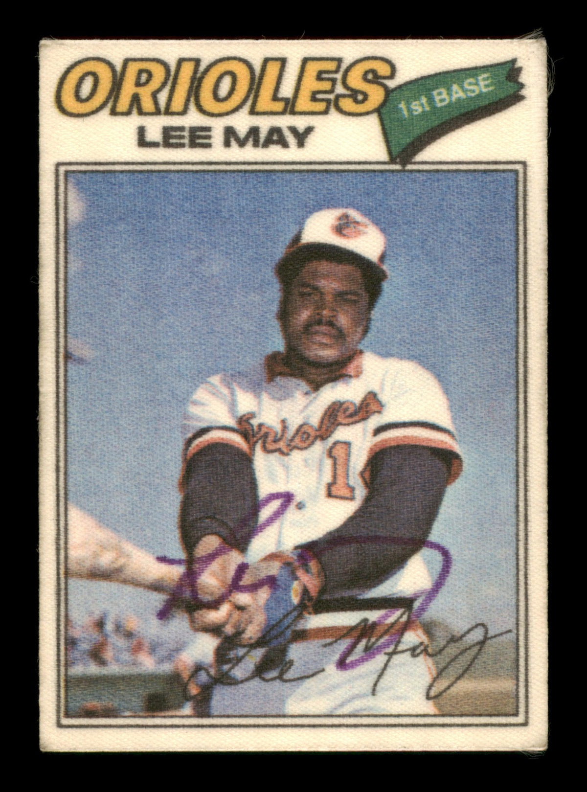 Lee May Autographed 1977 Topps Stickers Card #26 Baltimore Orioles SKU #204966