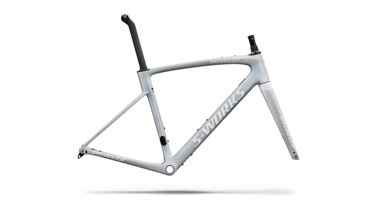 2027 Specialized S-Works Roubaix SL8 Frameset - FACT 12r Carbon (Gloss White Silver Metallic / White / 52)