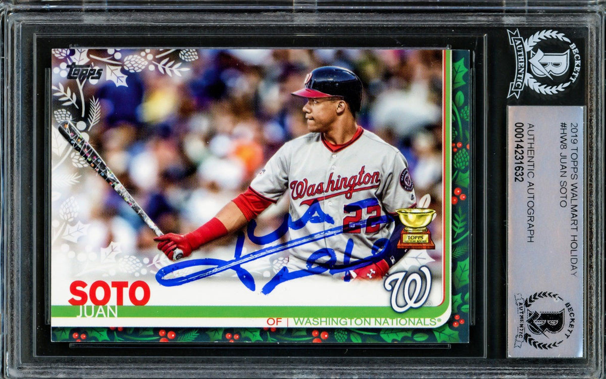 Juan Soto Autographed 2019 Topps Holiday Rookie Card #HW8 Washington Nationals Beckett BAS #14231632