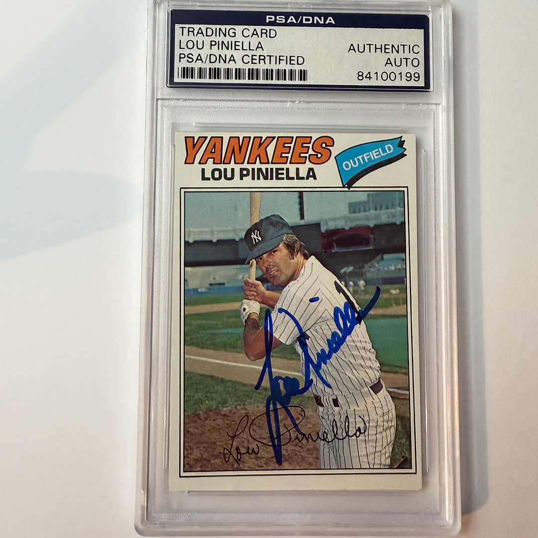 Lou Piniella Signed 1977 Topps Yankees #96 PSA Auto Authentic