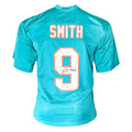 Jonnu Smith Signed Miami Teal Football Jersey (Beckett)