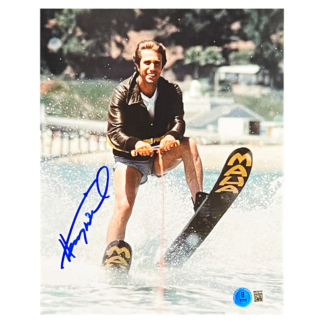 Henry Winkler Signed Pose 4 Happy Days 8x10 Photo (Beckett)